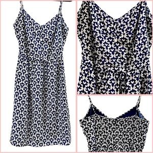 EUC J. Crew Dress Adjustable Spaghetti Straps Pockets Seaside Navy Sundress S 4